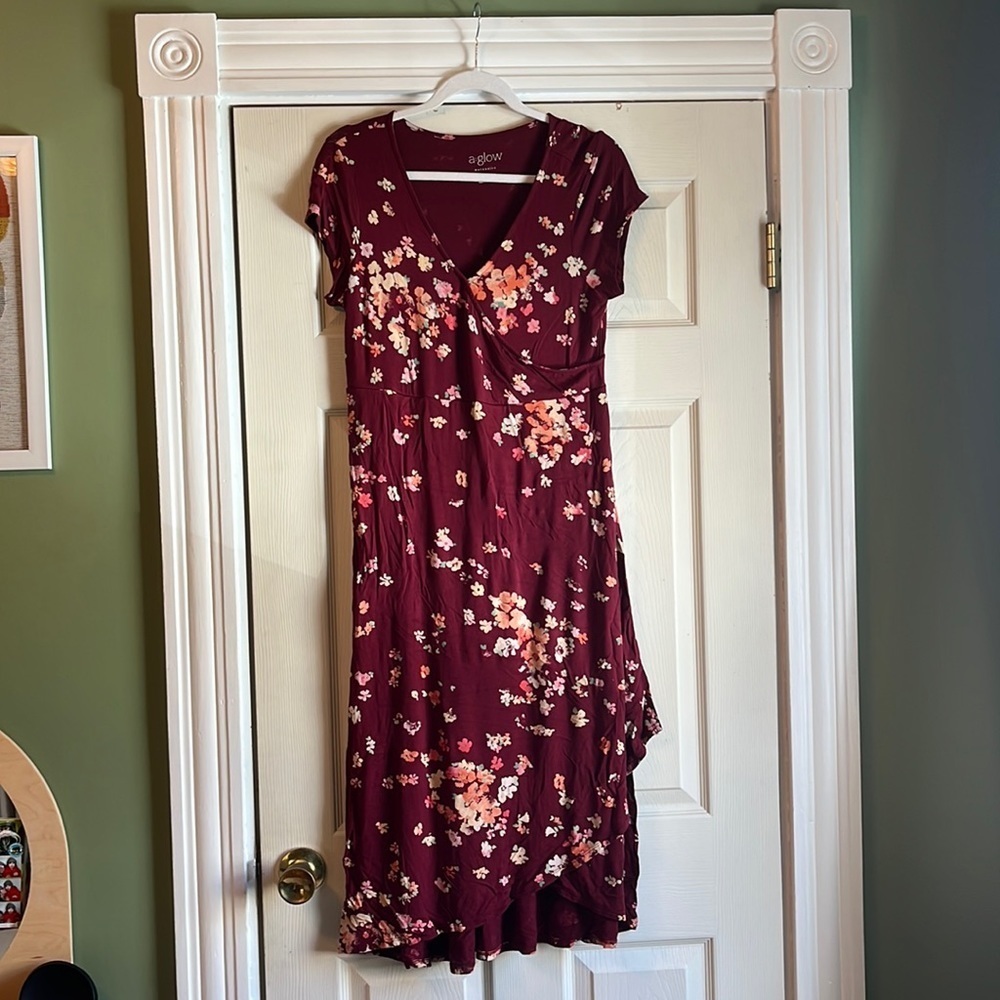 A•glow Floral maternity dress sz small faux‎ wrap